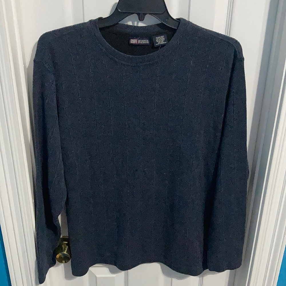 Lightweight sweater